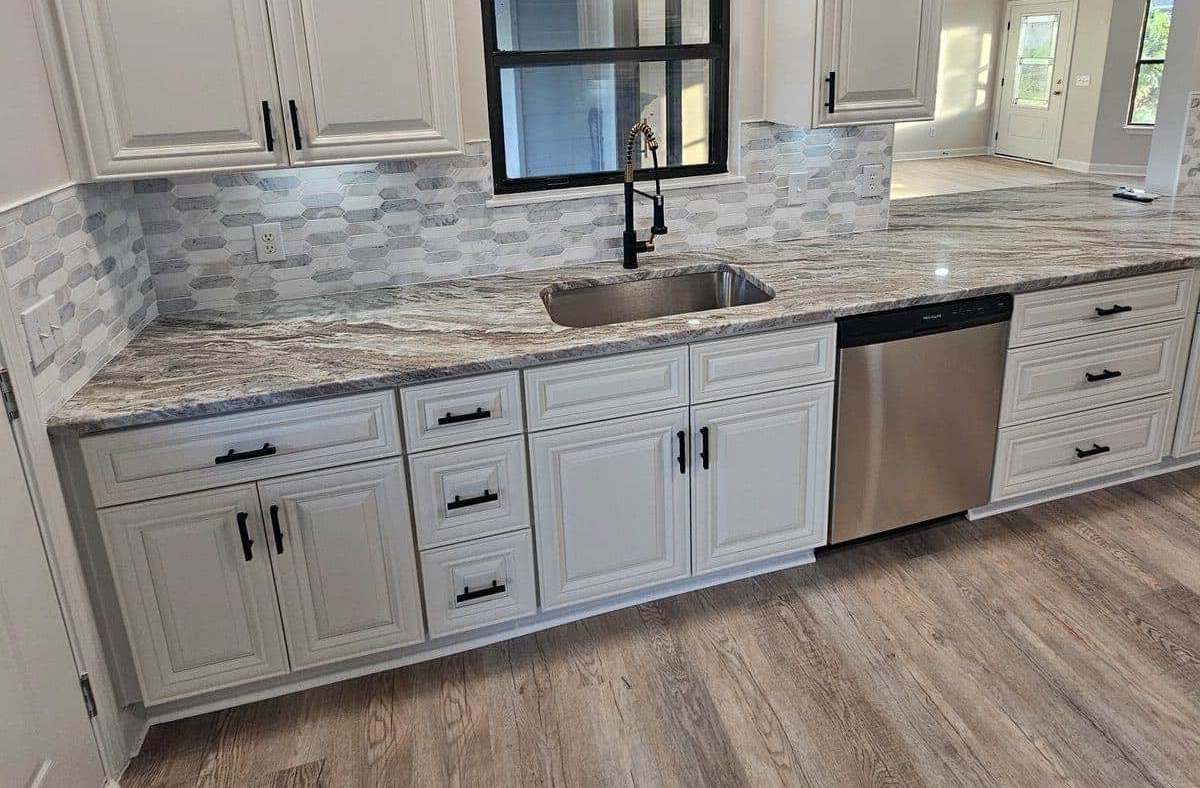backsplash-1000008262-1